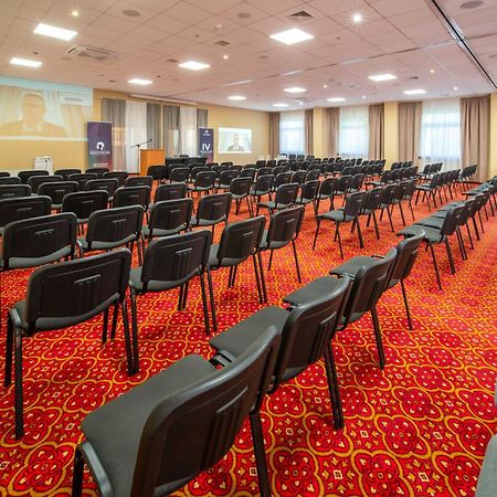 Hotel 500 Тарново-Подгурне Экстерьер фото
